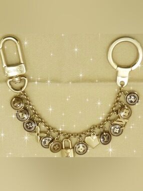 Louis Vuitton Gold Bag Charm/Bracelet+ Enamel Monogram Disc, 4 LV charm (♥️🔒LV+)
